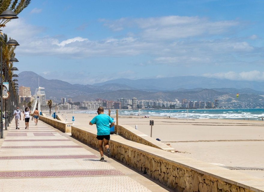 Перепродажа - Квартира - El Campello - Playa Muchavista