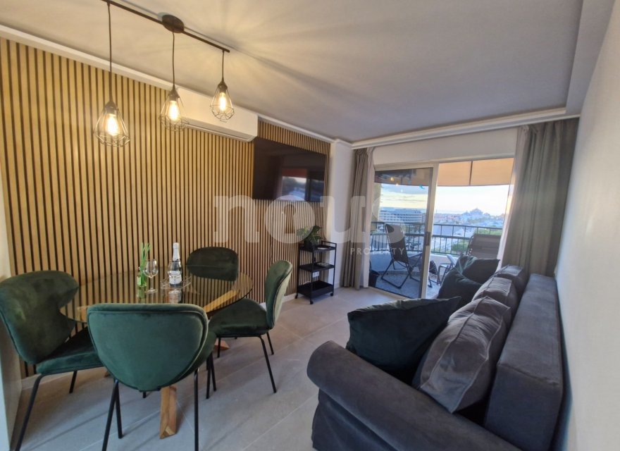 Перепродажа - Квартира - Los Cristianos - Torres del Sol