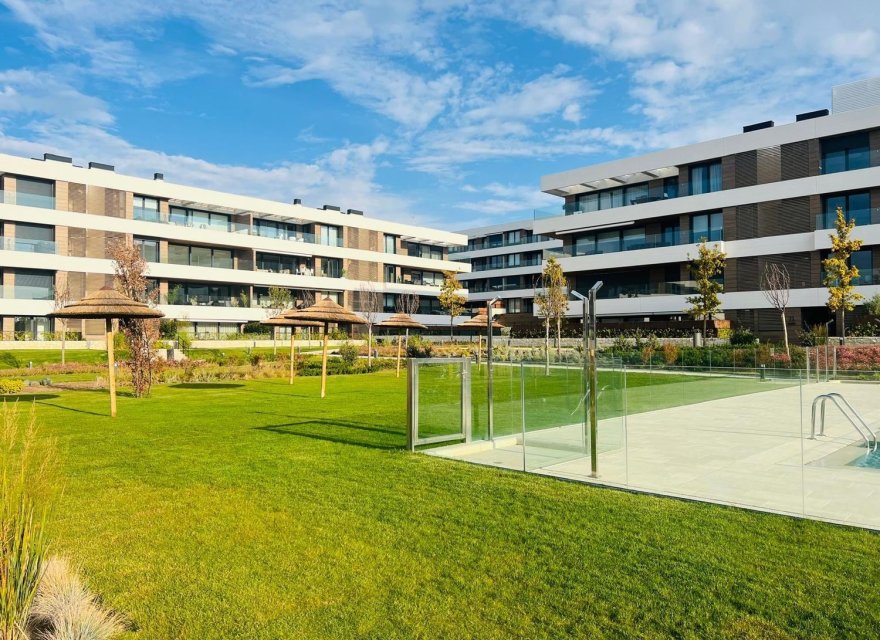 Перепродажа - Квартира - Madrid - La Moraleja