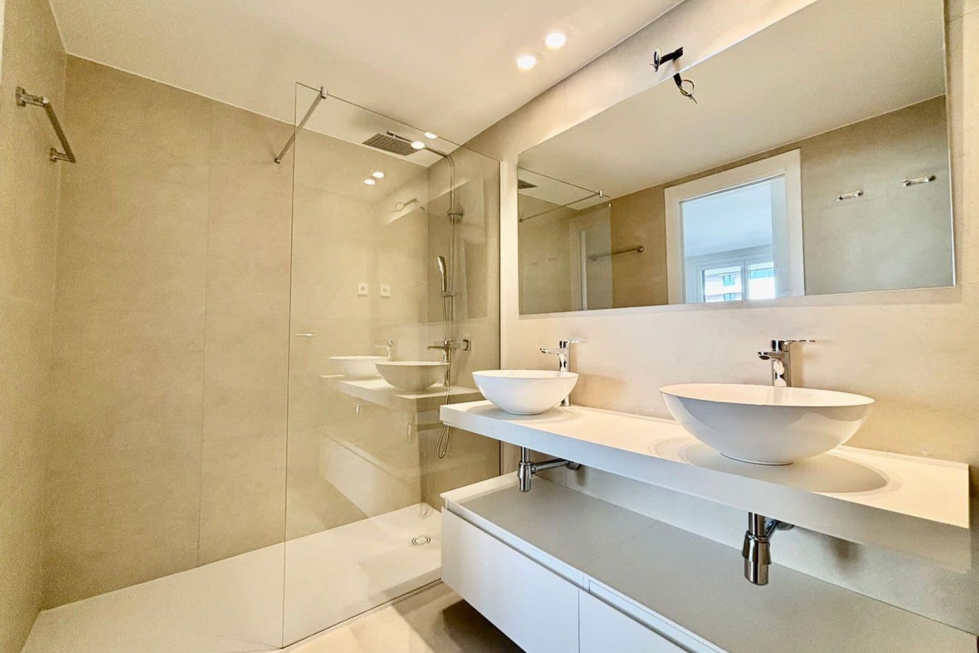 Перепродажа - Квартира - Madrid - La Moraleja