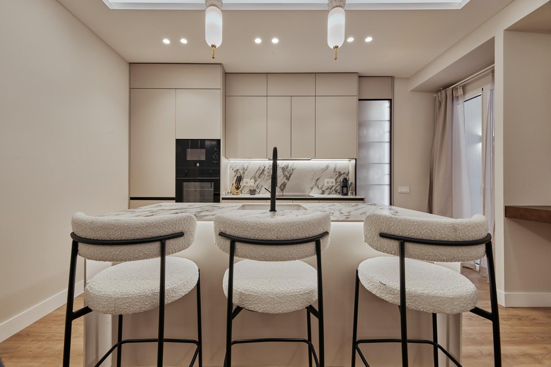 Перепродажа - Квартира - Madrid