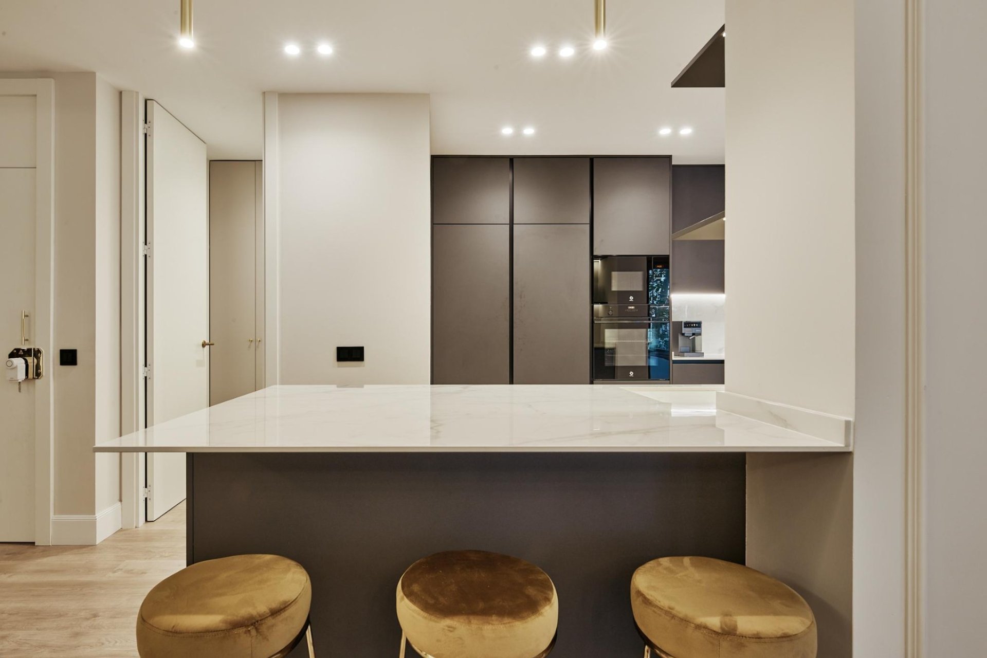 Перепродажа - Квартира - Madrid