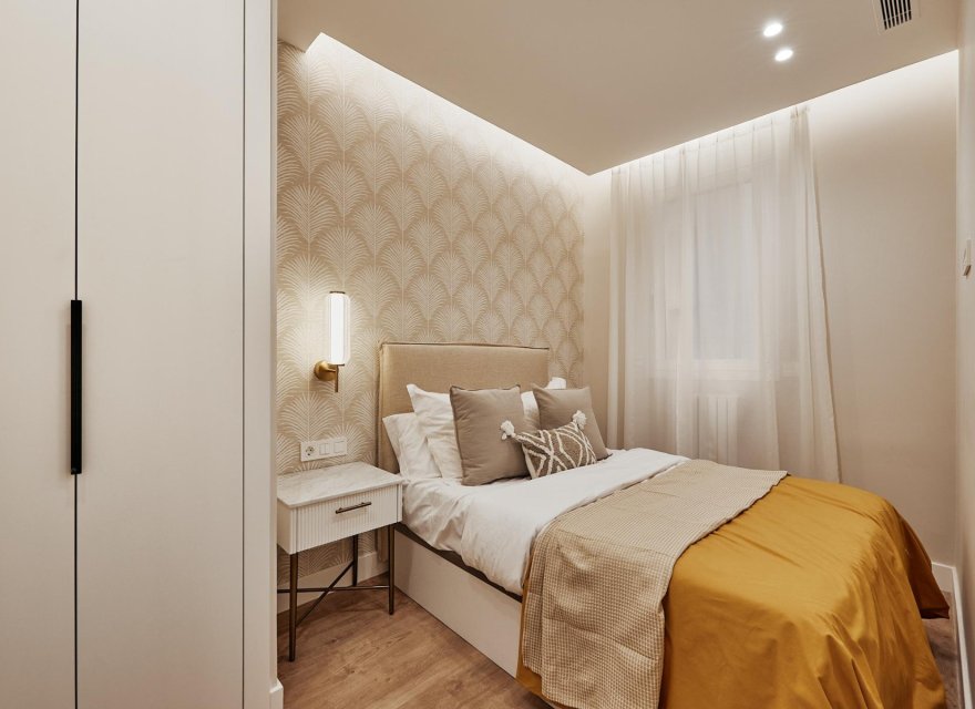 Перепродажа - Квартира - Madrid