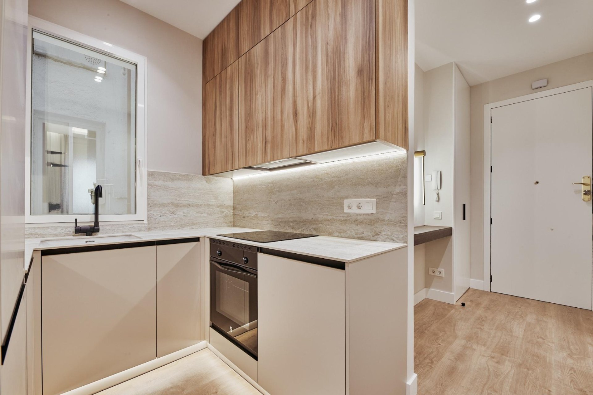 Перепродажа - Квартира - Madrid