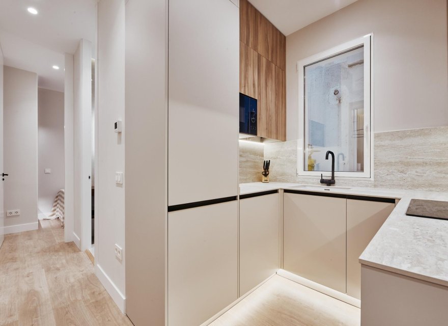 Перепродажа - Квартира - Madrid