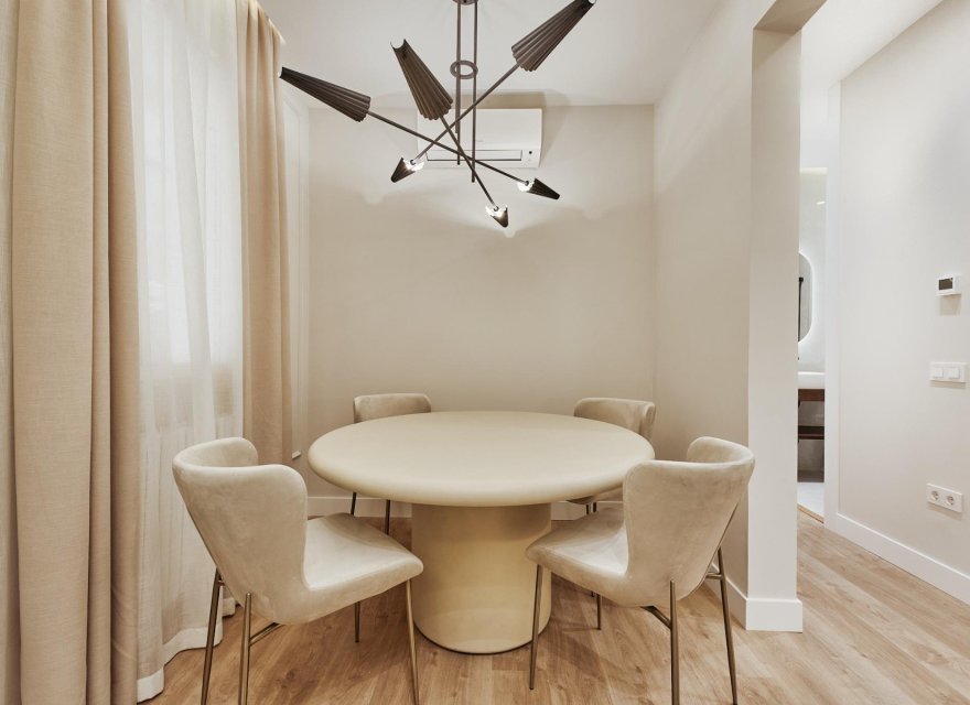 Перепродажа - Квартира - Madrid