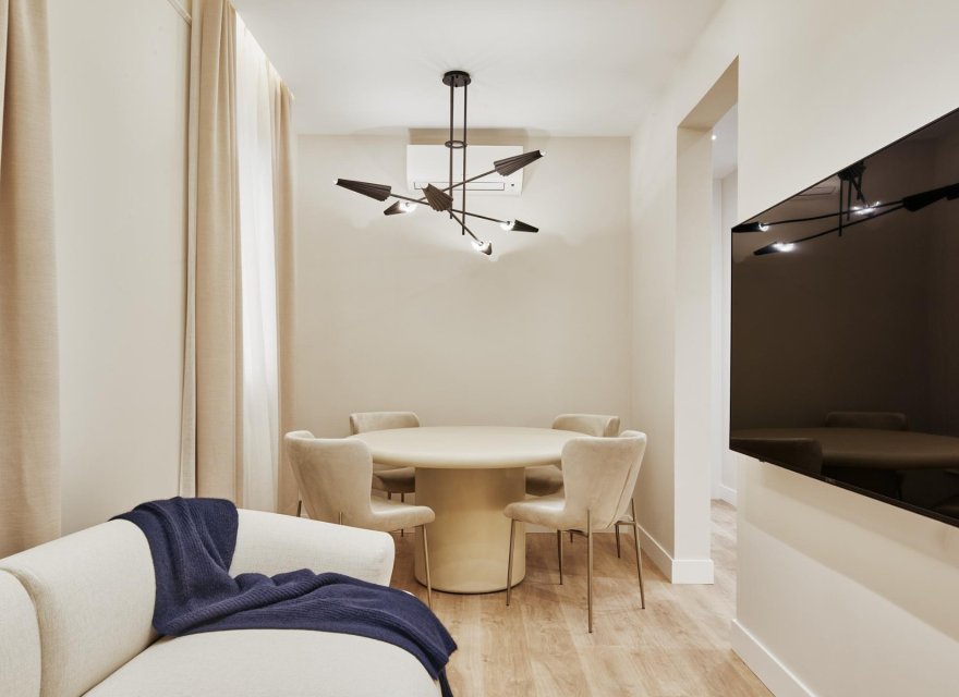 Перепродажа - Квартира - Madrid