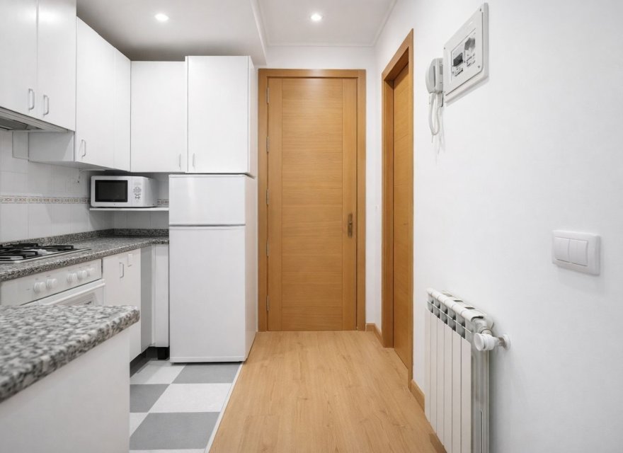 Перепродажа - Квартира - Madrid