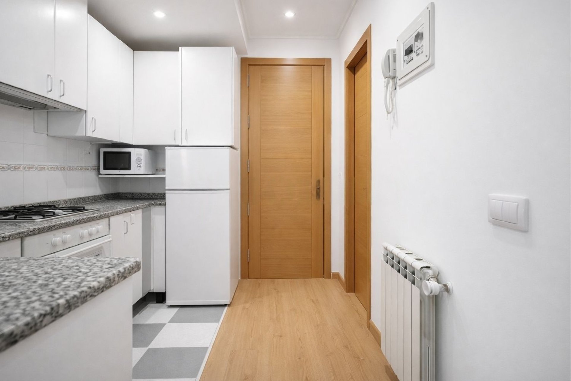 Перепродажа - Квартира - Madrid