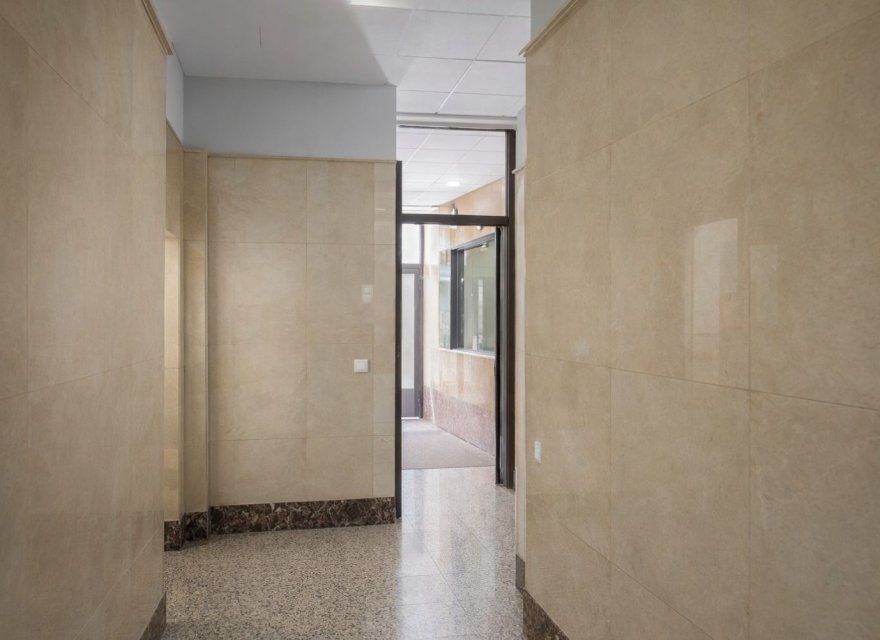 Перепродажа - Квартира - Madrid