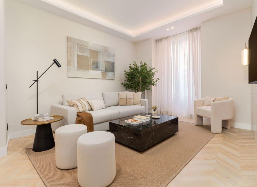 Перепродажа - Квартира - Madrid