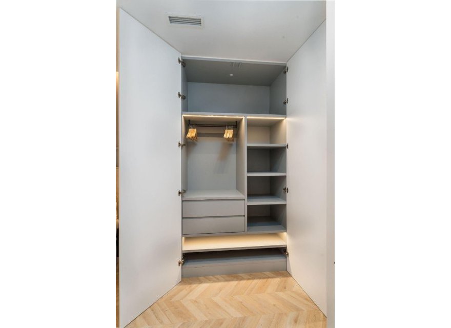 Перепродажа - Квартира - Madrid