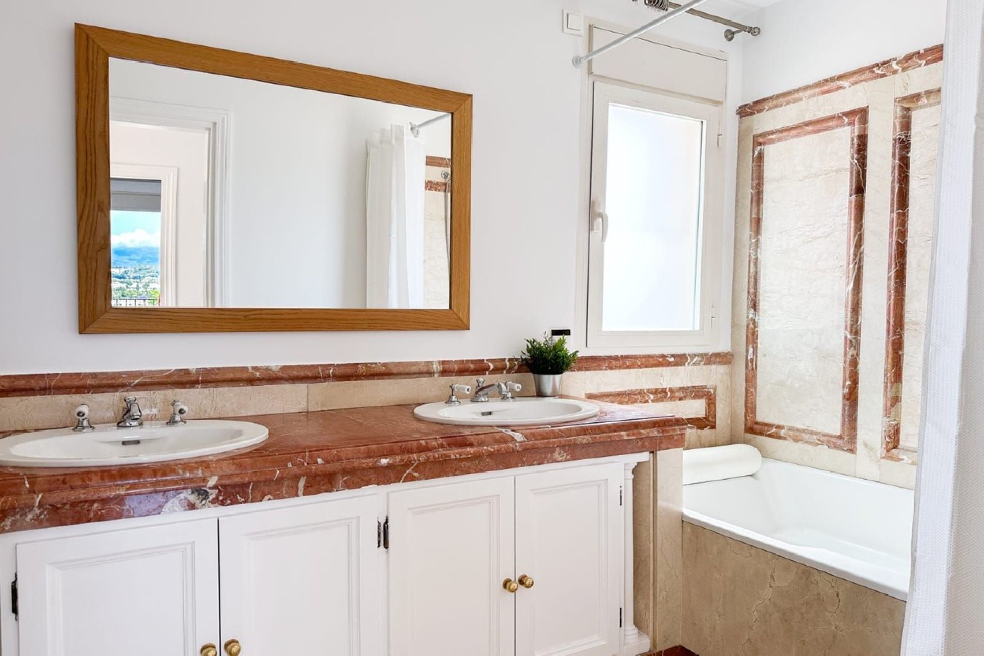 Перепродажа - Квартира - Marbella - Costa del Sol