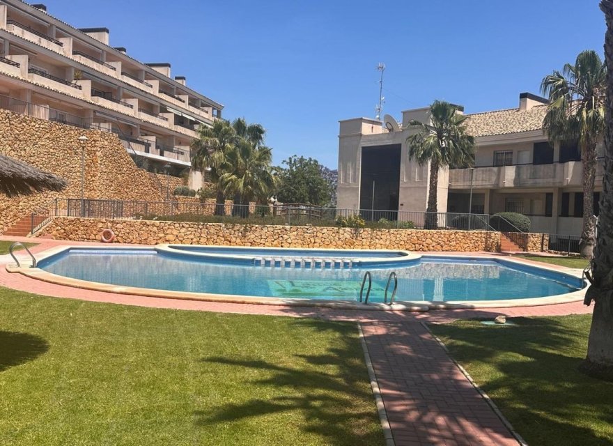 Перепродажа - Квартира - Monforte del Cid - Font del llop