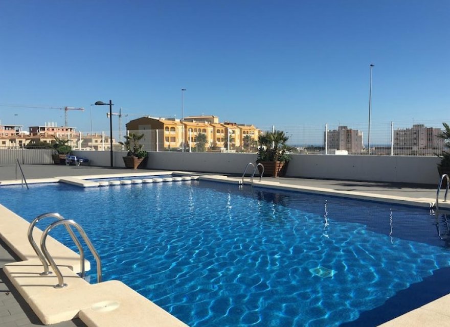 Перепродажа - Квартира - Orihuela Costa - La Zenia