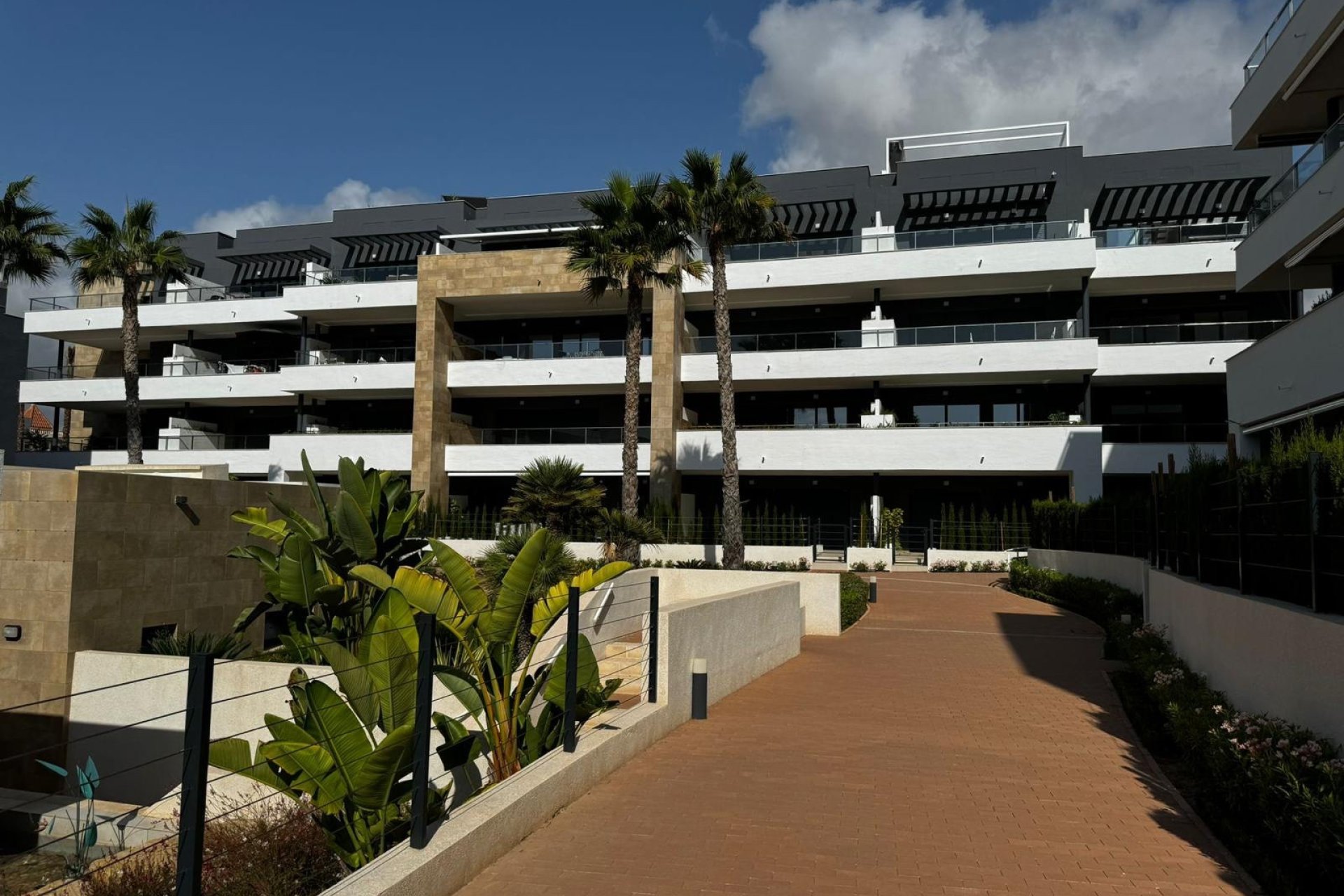 Перепродажа - Квартира - Orihuela Costa - La Zenia