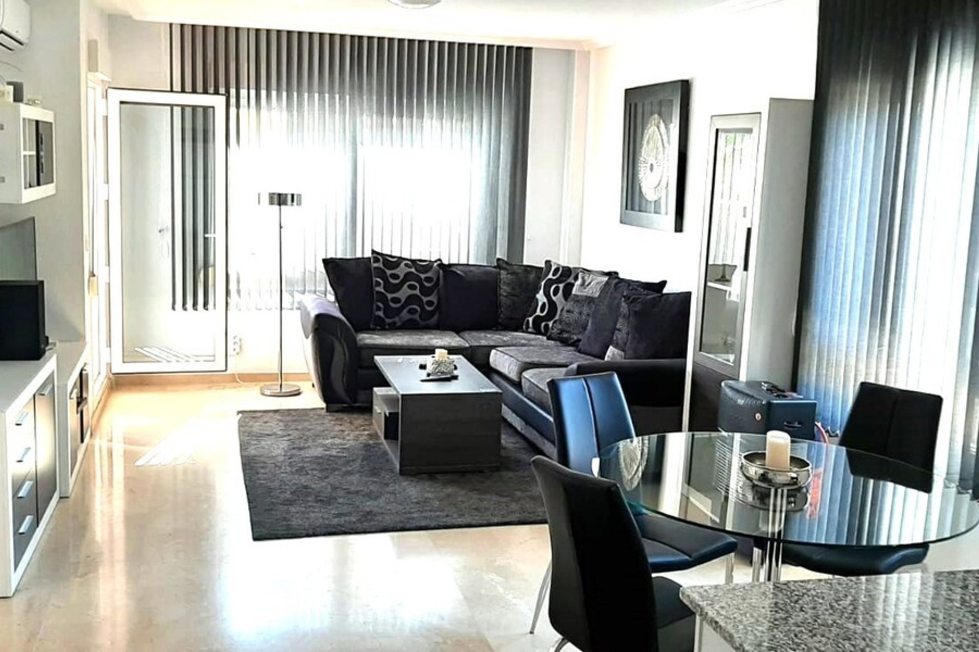 Перепродажа - Квартира - Orihuela Costa - Villamartin