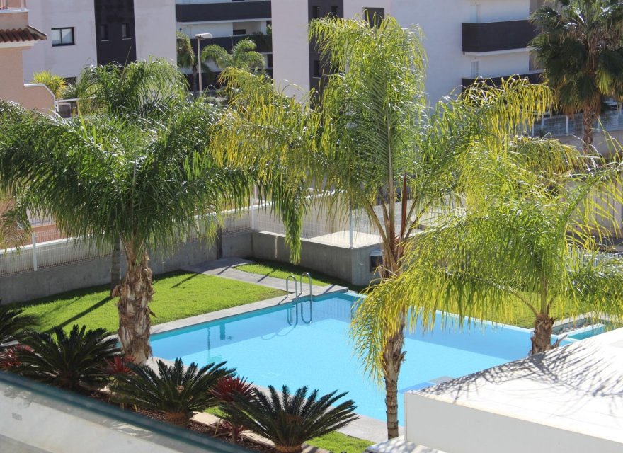 Перепродажа - Квартира - Orihuela Costa - Villamartin