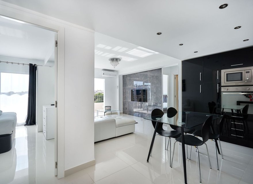 Перепродажа - Квартира - Punta Prima