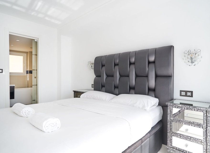 Перепродажа - Квартира - Punta Prima