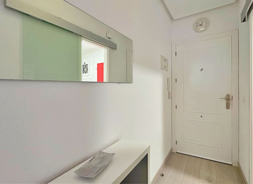 Перепродажа - Квартира - Torrevieja - La Mata