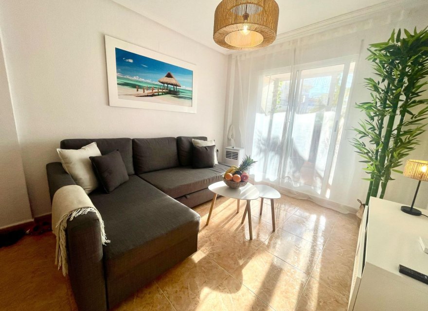 Перепродажа - Квартира - Torrevieja - La Mata