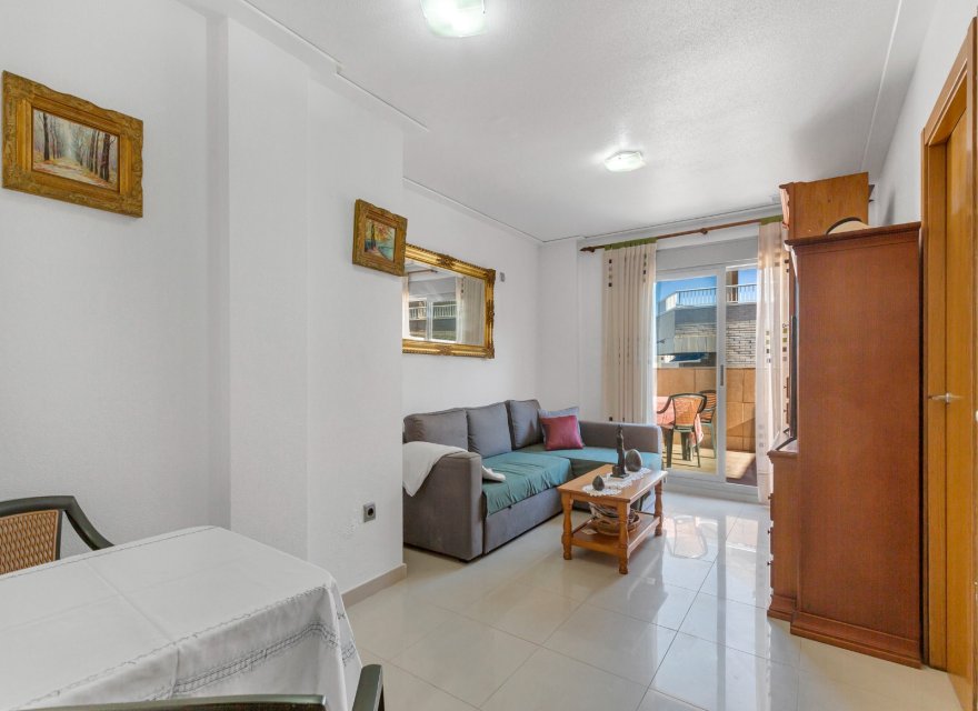 Перепродажа - Квартира - Torrevieja - La Mata