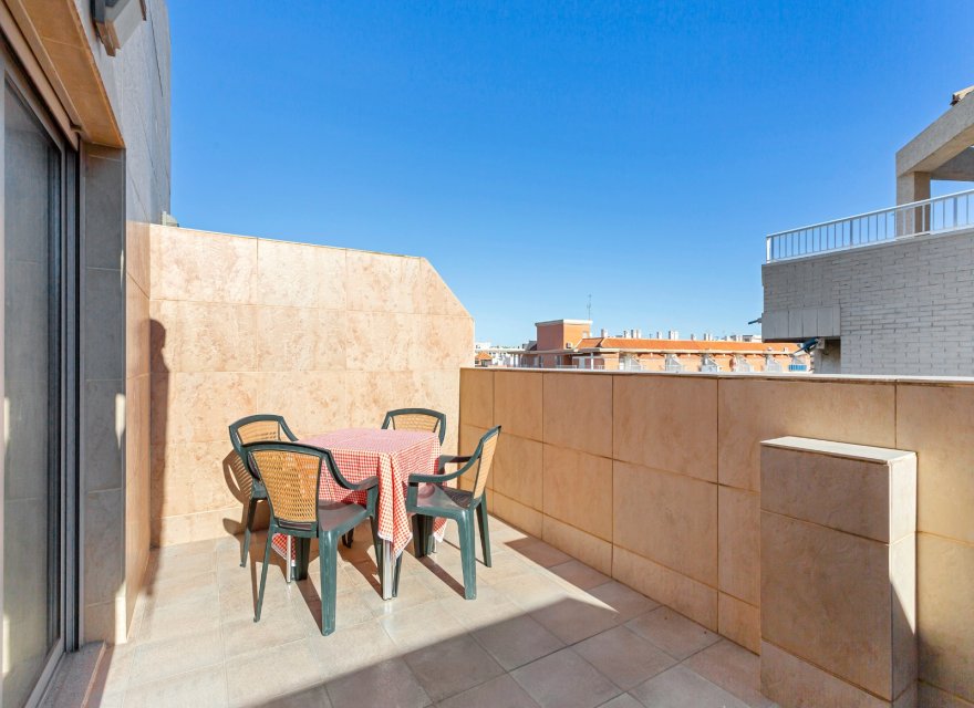 Перепродажа - Квартира - Torrevieja - La Mata