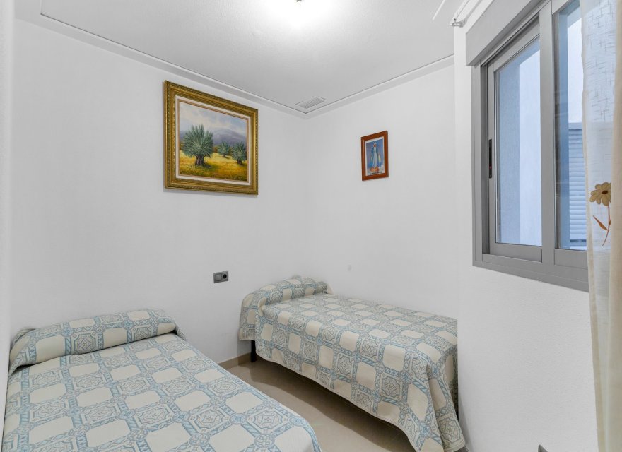 Перепродажа - Квартира - Torrevieja - La Mata