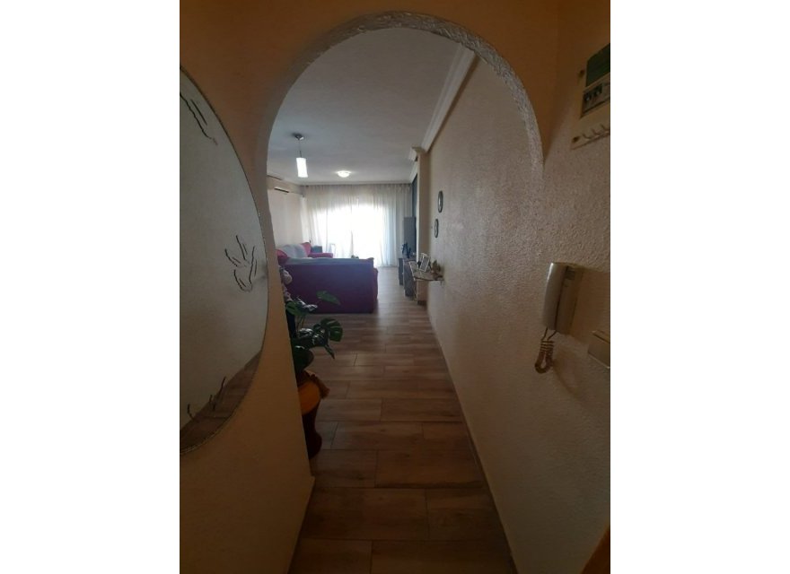 Перепродажа - Квартира - Torrevieja - La Mata