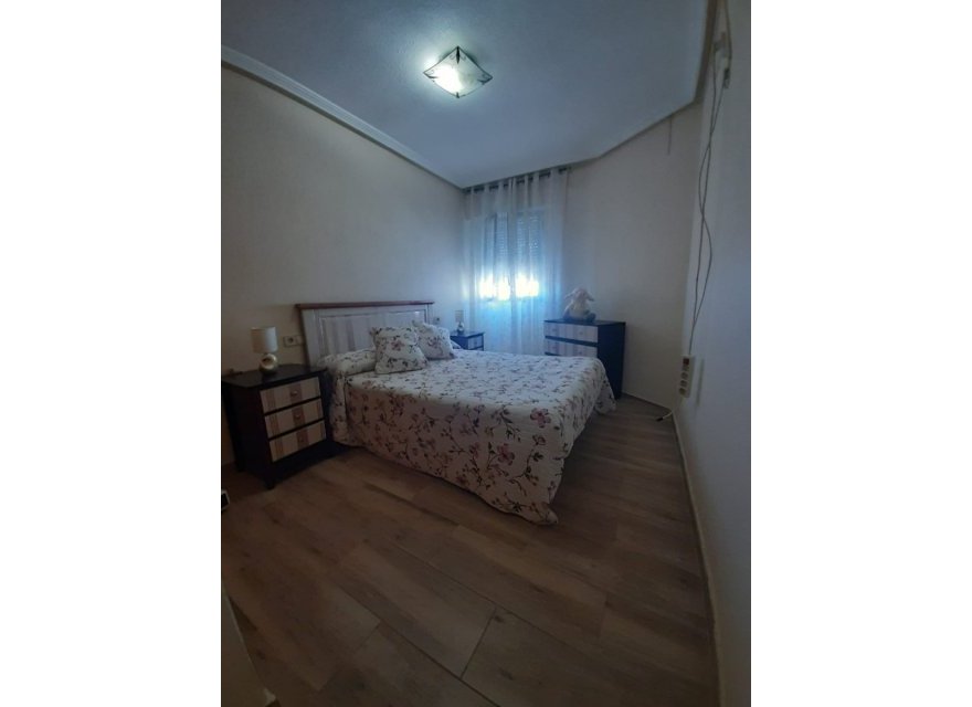 Перепродажа - Квартира - Torrevieja - La Mata