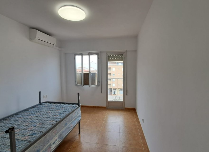 Перепродажа - Квартира - Torrevieja - La Mata