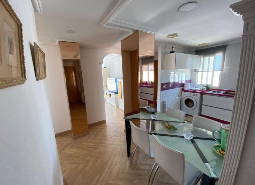 Перепродажа - Квартира - Torrevieja - La Mata