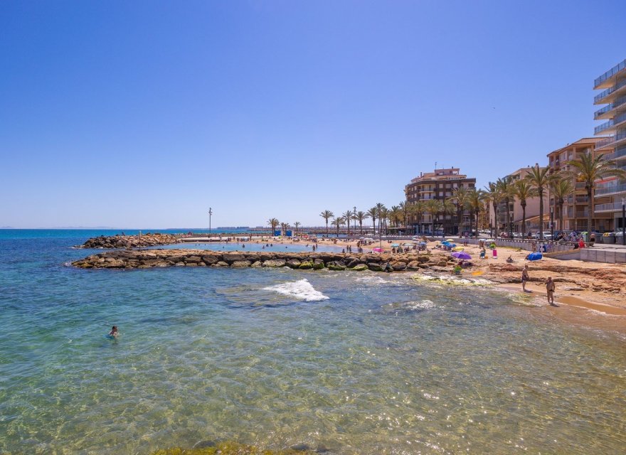 Перепродажа - Квартира - Torrevieja - Las Piscinas Naturales