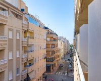 Перепродажа - Квартира - Torrevieja - Las Piscinas Naturales