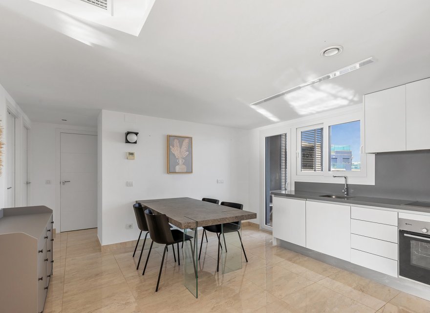 Перепродажа - Квартира - Torrevieja - Punta Prima