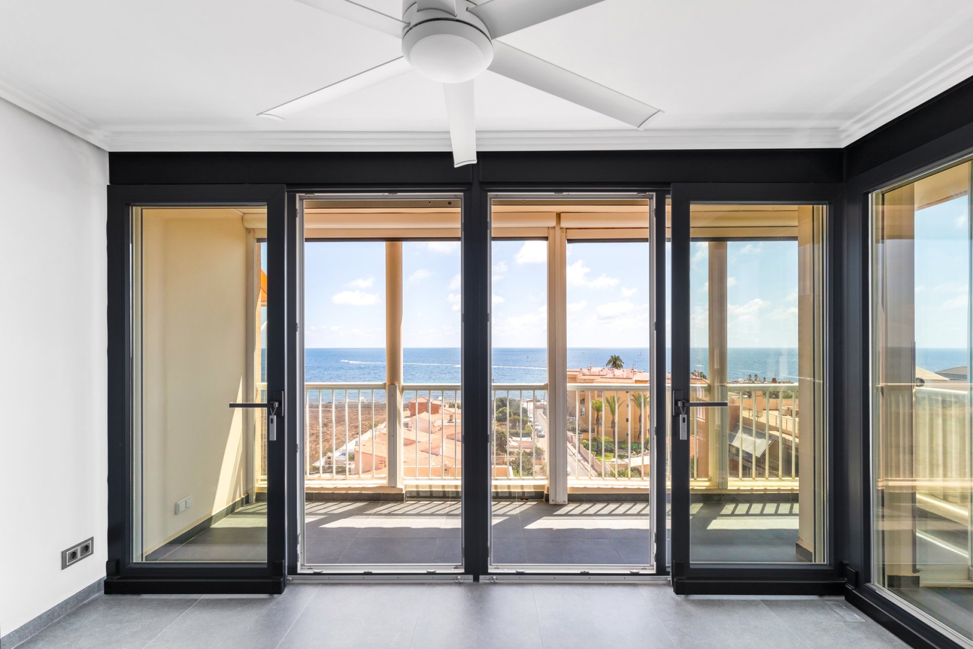 Перепродажа - Квартира - Torrevieja - Rocio del Mar