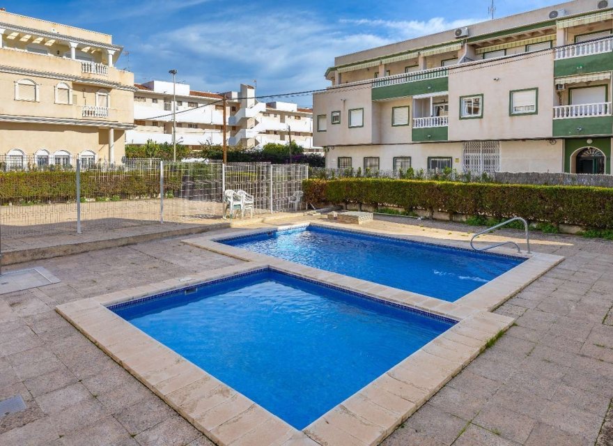 Перепродажа - Квартира - Torrevieja