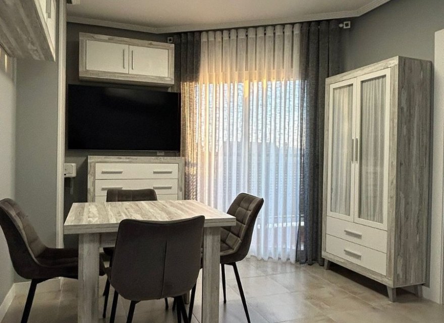 Перепродажа - Квартира - Torrevieja