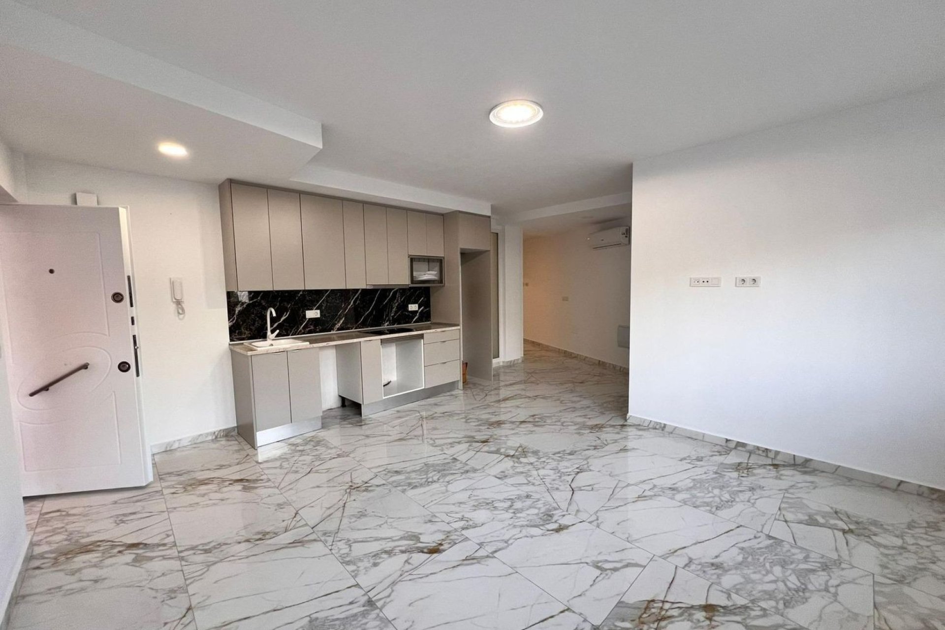 Перепродажа - Квартира - Torrevieja