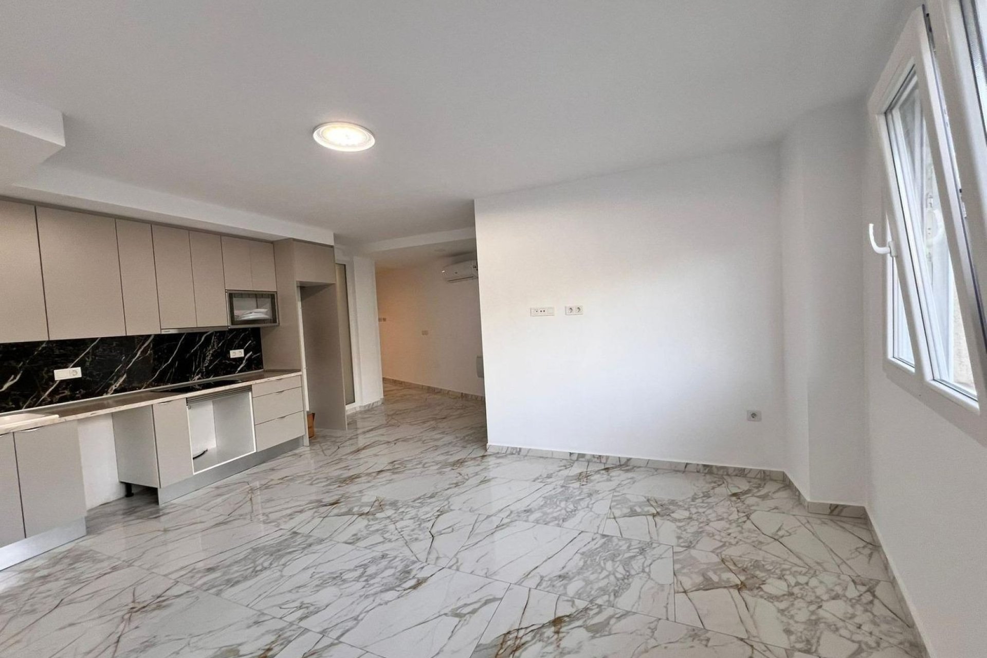 Перепродажа - Квартира - Torrevieja