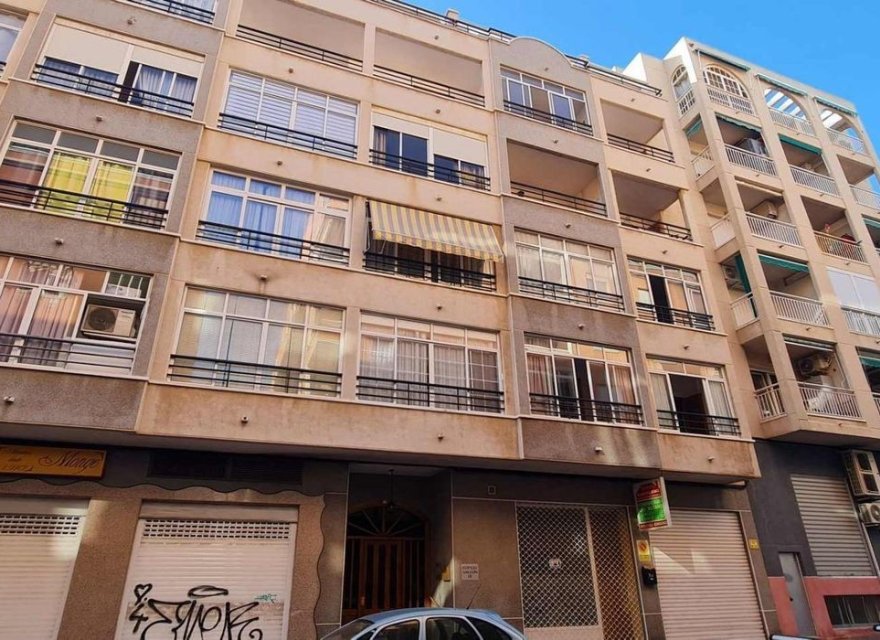 Перепродажа - Квартира - Torrevieja