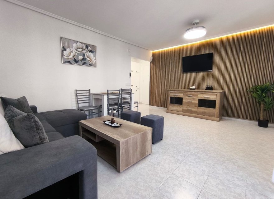 Перепродажа - Квартира - Torrevieja
