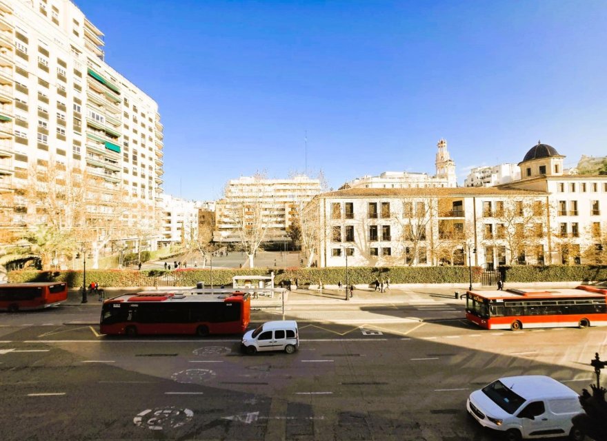 Перепродажа - Квартира - Valencia - Centro