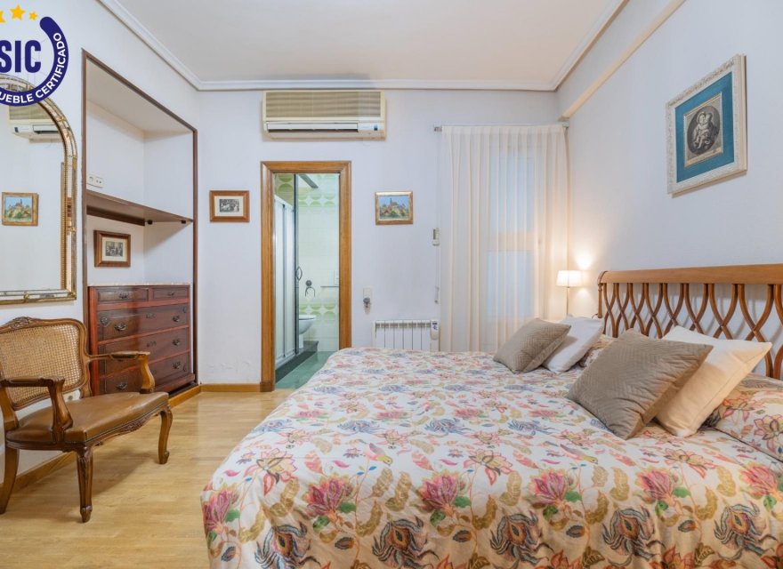 Перепродажа - Квартира - Valencia - Эшампле