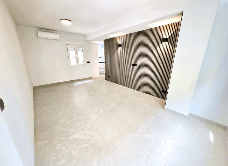 Перепродажа - Квартира - Valencia - Foios