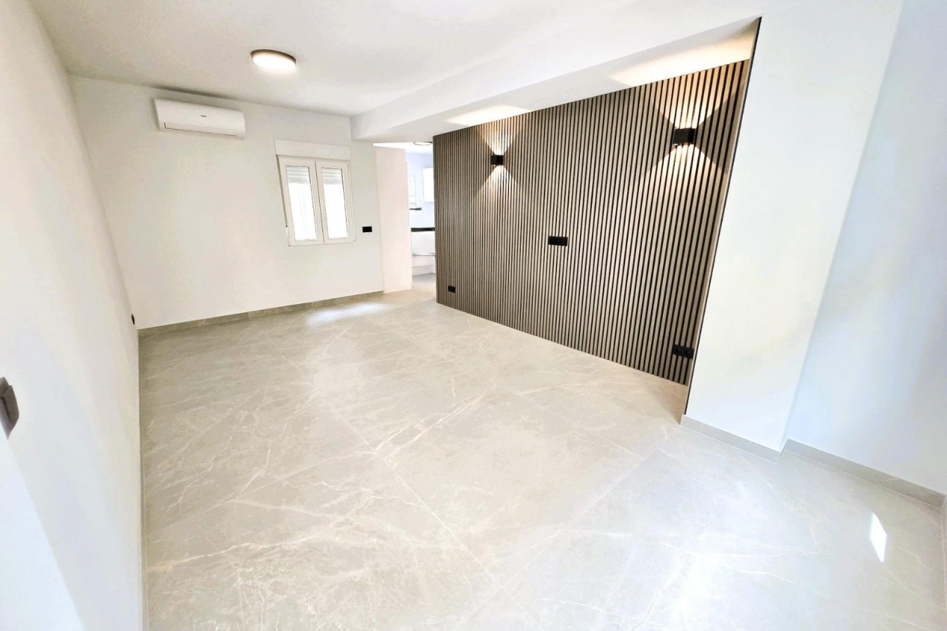 Перепродажа - Квартира - Valencia - Foios