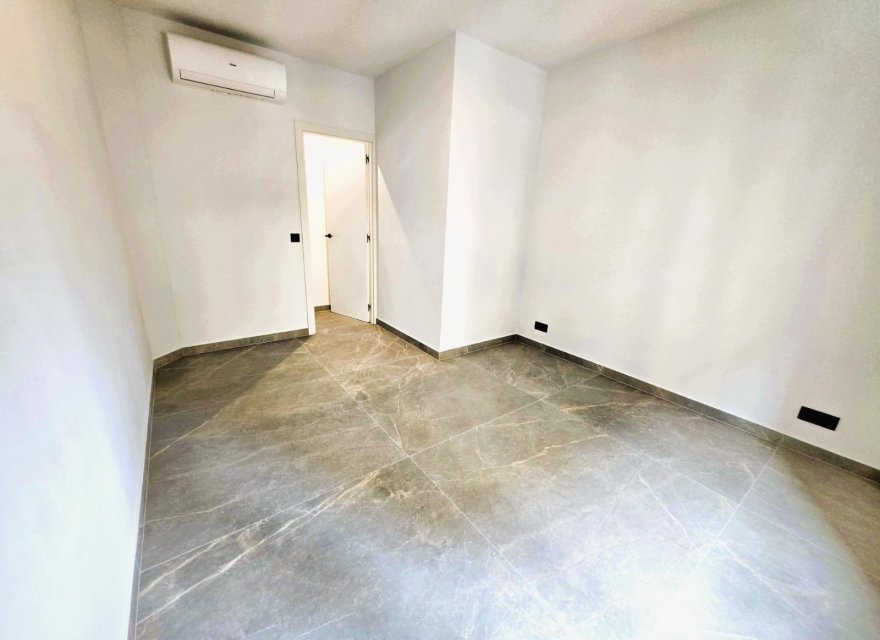 Перепродажа - Квартира - Valencia - Foios