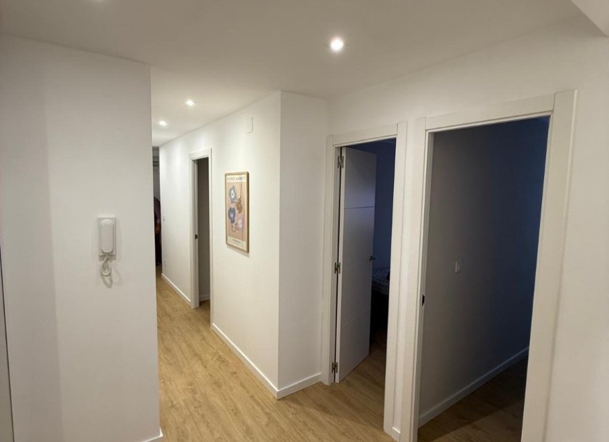 Перепродажа - Квартира - Valencia - Кампанар