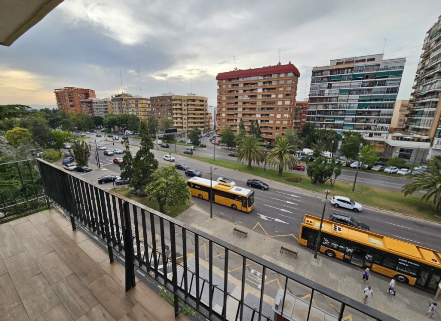 Перепродажа - Квартира - Valencia - L'Olivereta